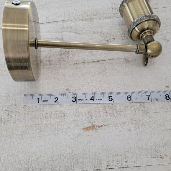 Set of 2 new gold brass track lights open box 8 inch long with adjustable end - Picture 4 of 4